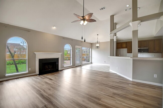 Building Photo - 1709 Orlando St