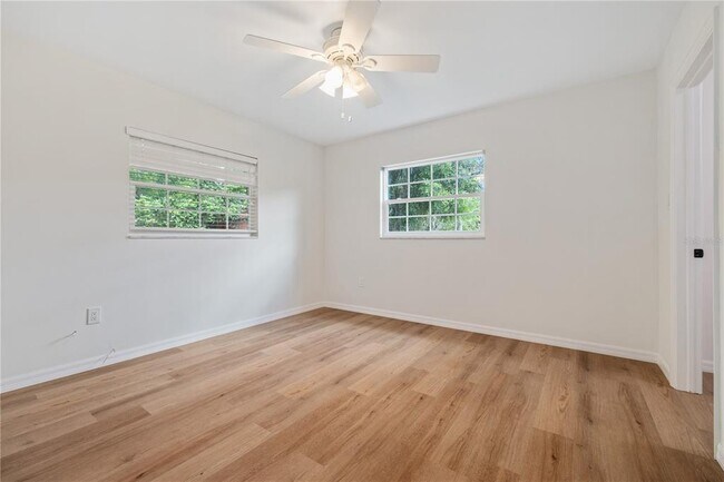 Building Photo - 8916 Memorial Hwy