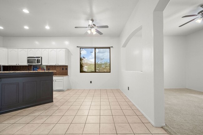 Building Photo - Beautiful Home with Pool and Spa and 3 car...