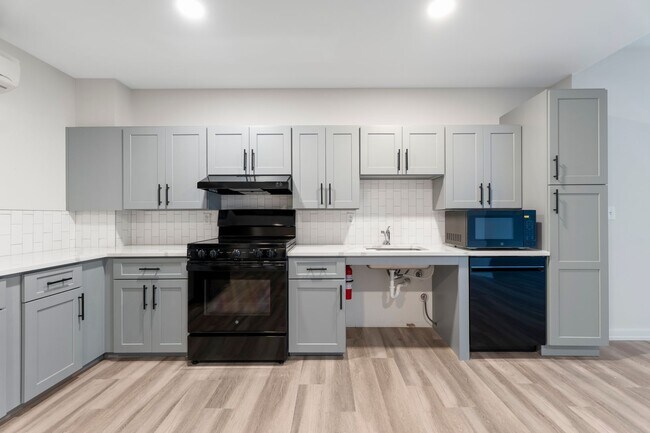 Building Photo - Chic & Modern Retreats: Your Stylish One-B...