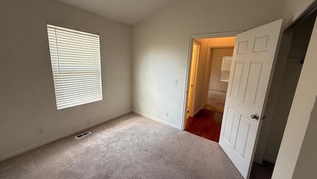 Building Photo - 1581 Durocher Ln