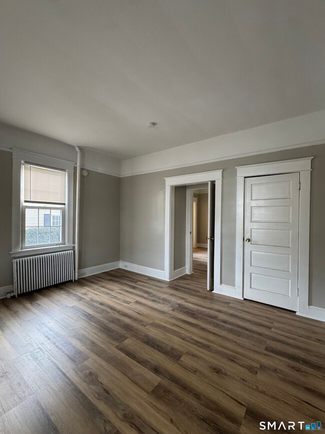 Building Photo - 7 Bridge St