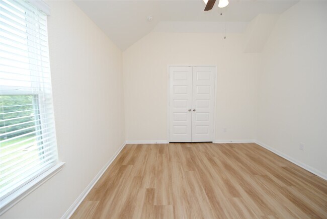 Building Photo - 26806 Skylark Blf Trl