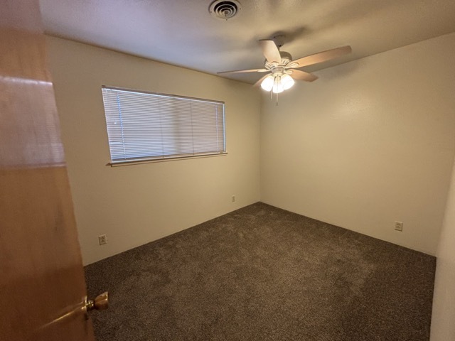 Building Photo - 2847 Moulton Dr