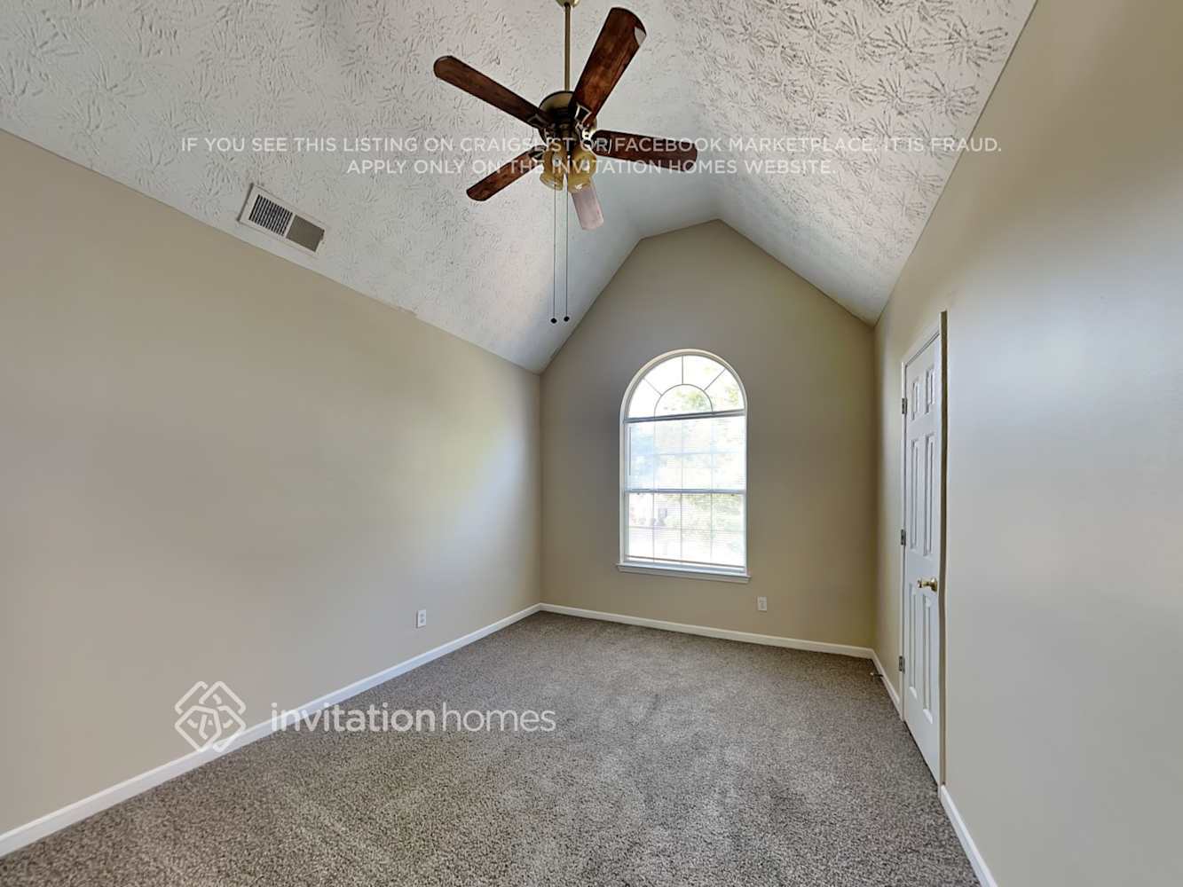 Building Photo - 2549 Mead Ct