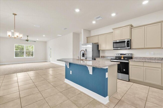 Building Photo - 3687 Sagefield Dr
