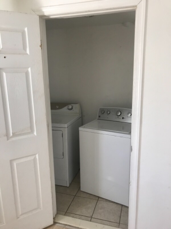 Building Photo - 6400 Garman St