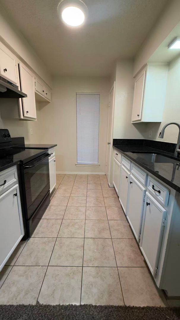 Building Photo - Beautiful 3 Bedroom 2 Bathroom in Rowlett!