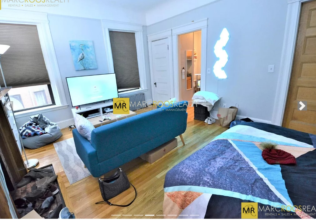 Building Photo - 585 Beacon St