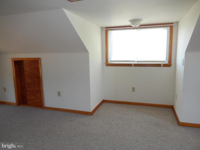 Building Photo - 16226 Little Ferry Rd
