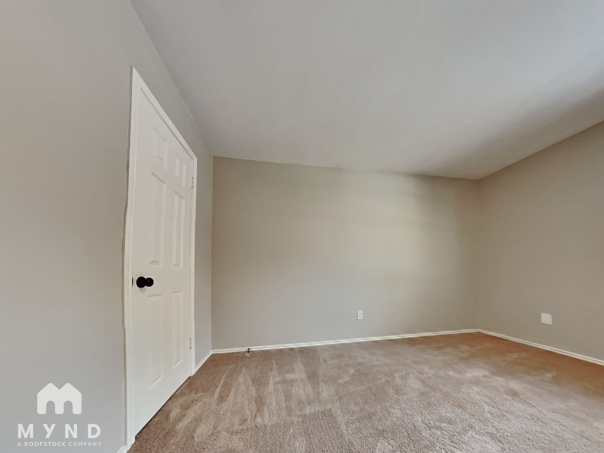 Building Photo - 102 Summer Crest Cir