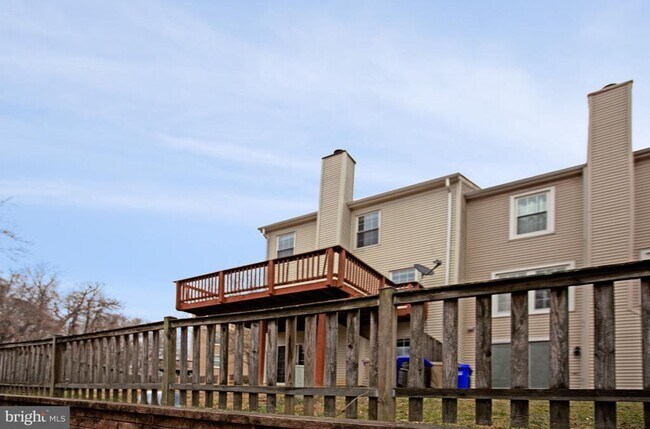 Building Photo - 14669 Cambridge Cir