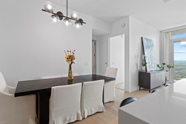 Building Photo - 301 West Ave