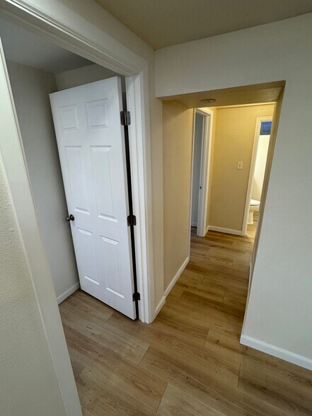 Building Photo - 6085 W Arkansas Ave