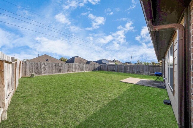 Building Photo - 18326 Trace Pointe Ln