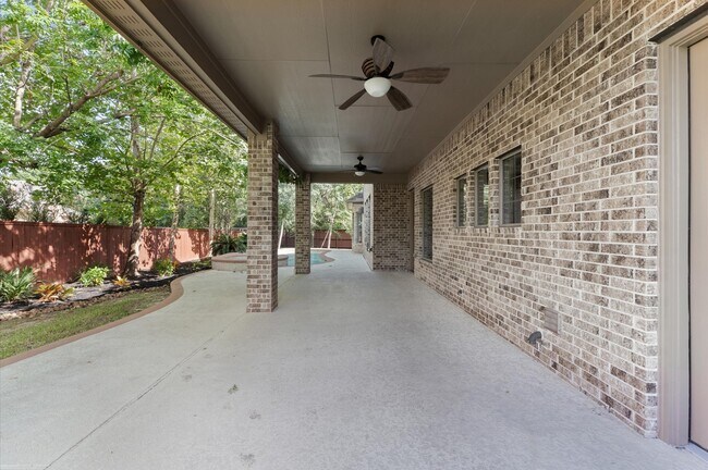 Building Photo - 361 W Tupelo Green Cir