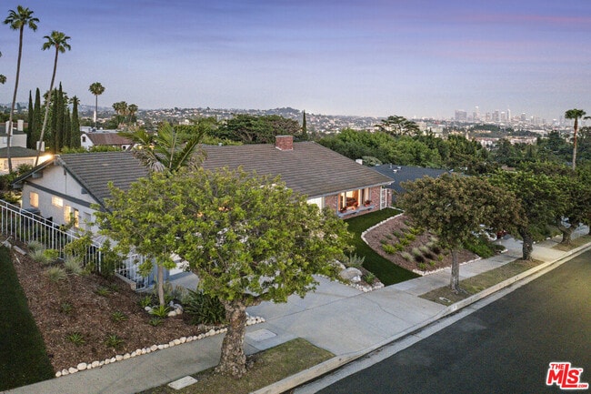 Building Photo - 2160 Winona Blvd