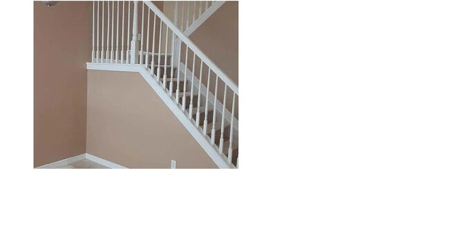 Building Photo - 9952 E Villa Cir