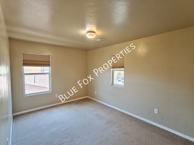 Building Photo - 5874 N Dartwhite Dr