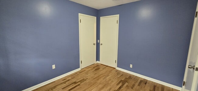 Building Photo - 801 N Ohio St