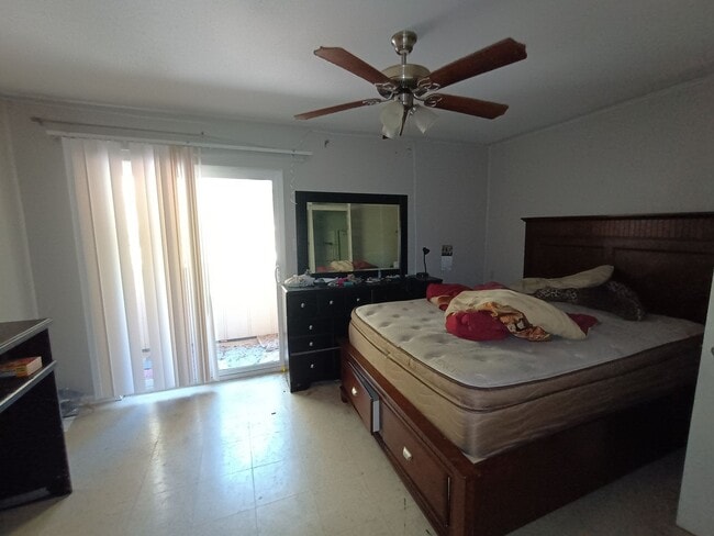 Building Photo - aya2467