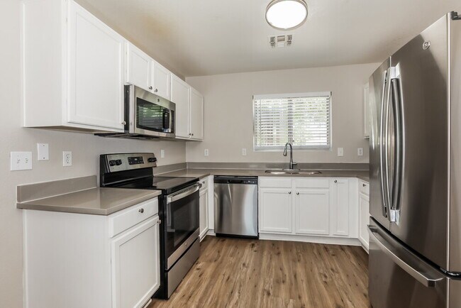 Building Photo - 1055 E Denim Trail