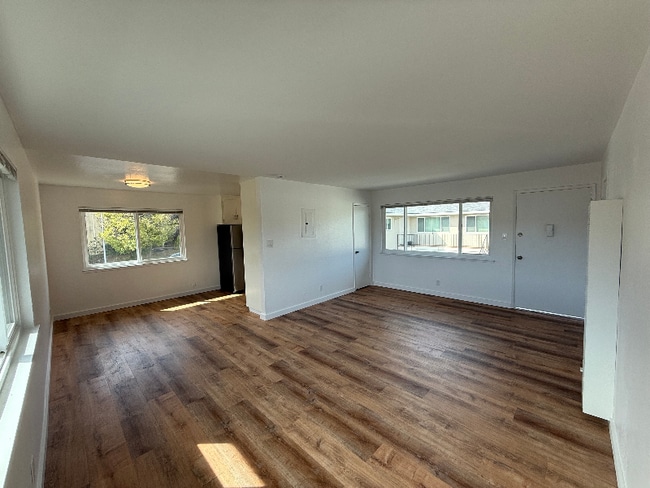 Building Photo - 1205 Geraldine Way