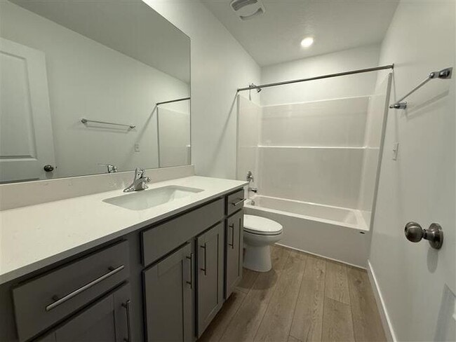 Building Photo - 1642 Blue Flax Dr