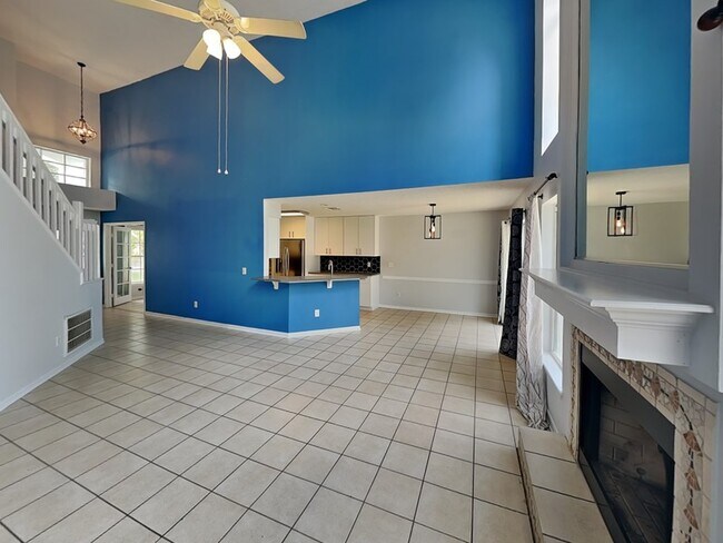 Building Photo - 10935 Rushwood Way