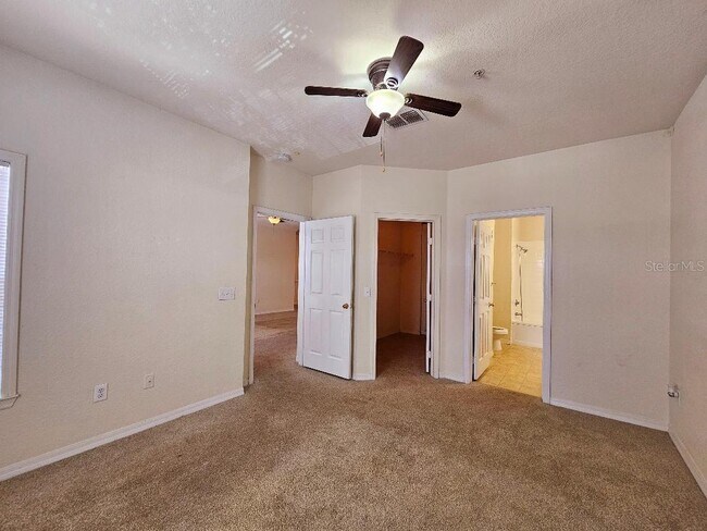 Building Photo - 3577 Conroy Rd
