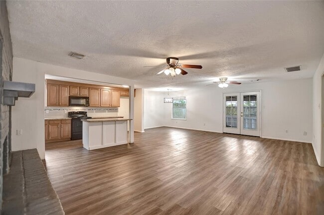 Building Photo - 17119 Bougainvilla Ln