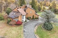 Building Photo - 1605 Justin Pl