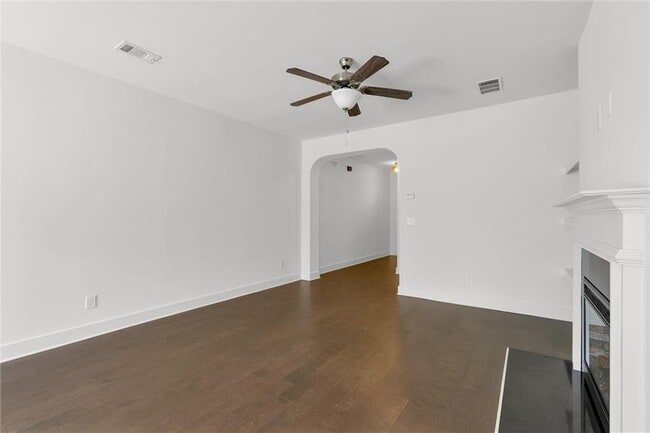 Building Photo - 6433 Scudders Dr