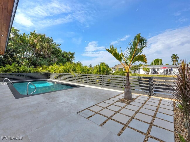 Building Photo - 4353 S Atlantic Cir