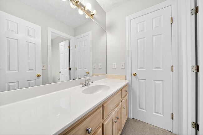 Building Photo - 118 Wynbrooke Trace
