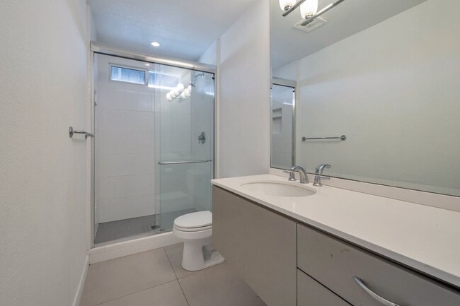 Building Photo - Scottsdale 2 bed 2 Bath Home - With a Pool!!!