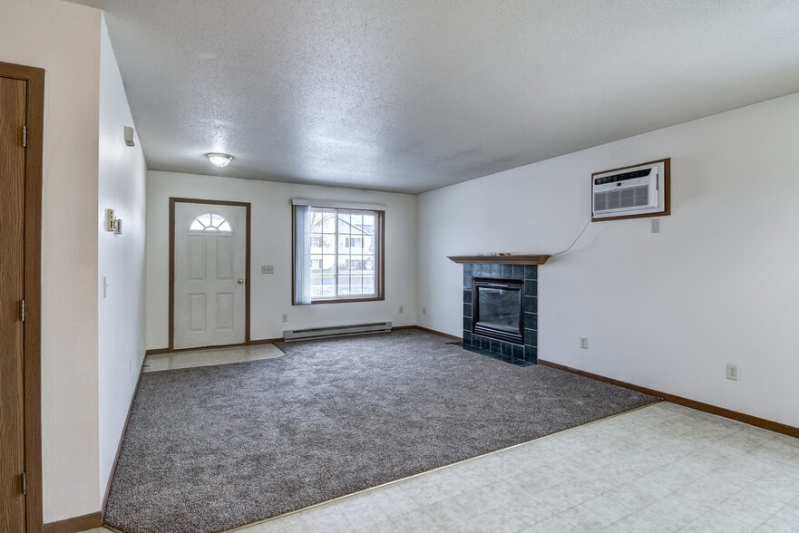 Building Photo - 1403 Glenn Pl