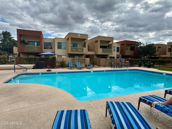 Building Photo - 3600 Hayden Rd