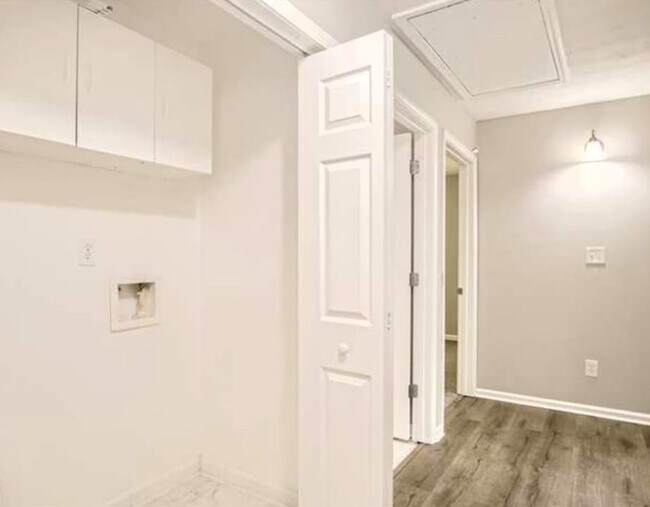 Building Photo - 1967 Faith Cv