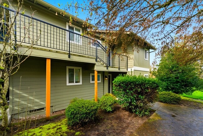 Building Photo - 1922 NW 143rd Ave