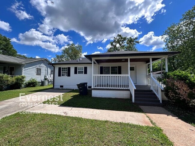Primary Photo - 1345 Mims St SW