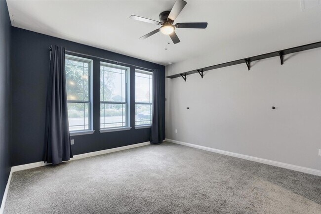 Building Photo - 8306 Mandela Bend
