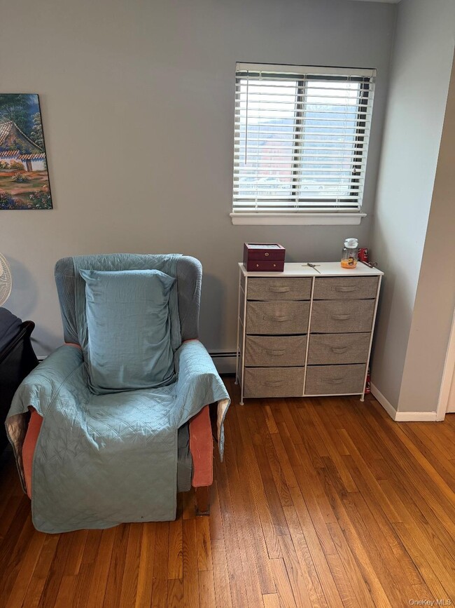 Building Photo - 3 Charles Ln