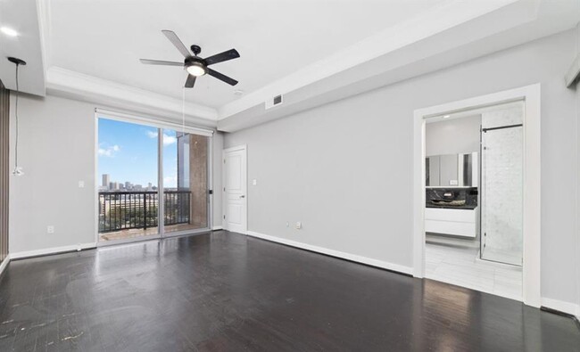 Building Photo - 3333 Allen Pkwy