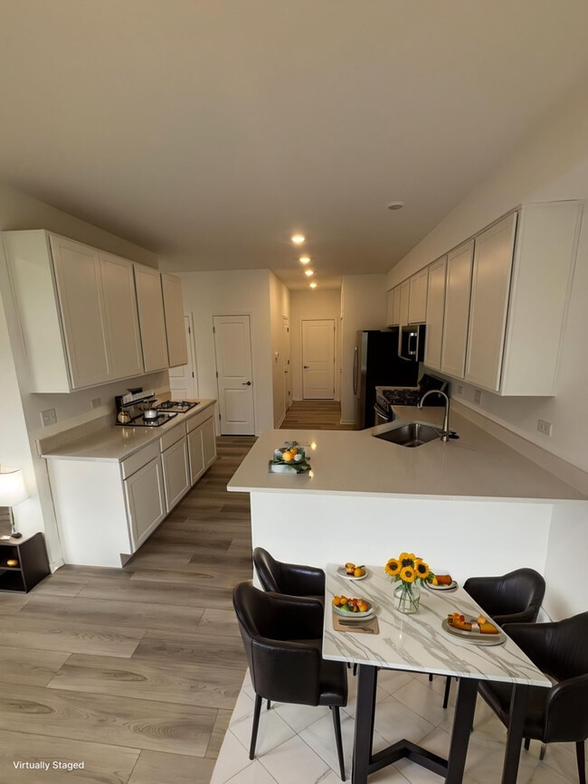 Building Photo - 7707 Nightshade Ln