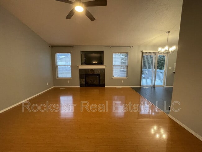 Building Photo - 9022 W Campus Dr