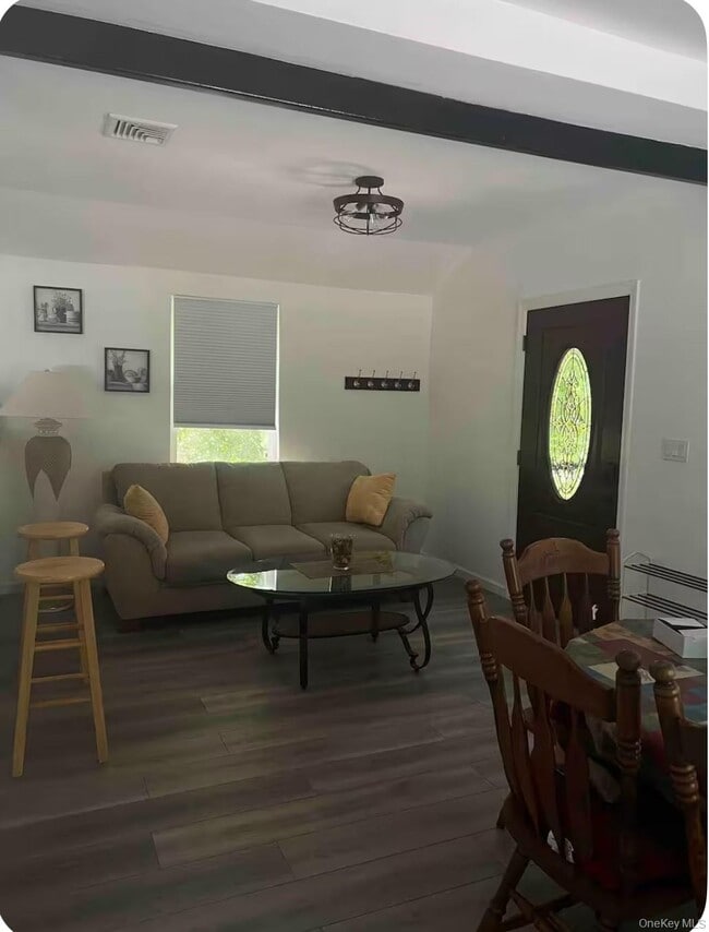 Building Photo - 137 Canterbury Rd