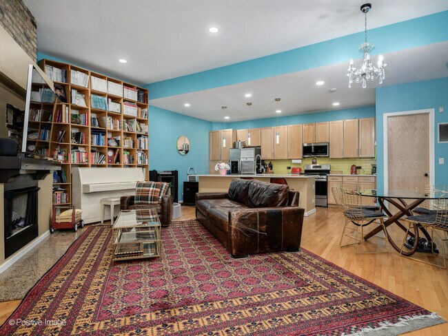 Building Photo - 2828 N Talman Ave