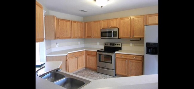 Kitchen 2 - 2736 Mulberry Loop