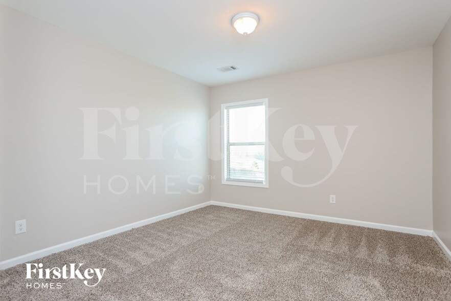 Building Photo - 224 Woodmill Way